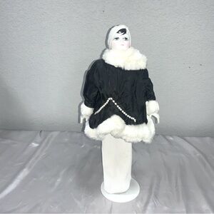 Vintage Porcelain Doll Collector